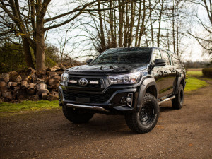 Lazer Lamps Hűtőmaszk LED lámpa szett - ST Evolution - Hilux Invincible 2019-2021