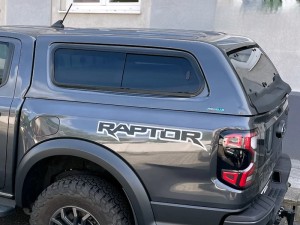 Aeroklas Stylish felépítmény - csúsztatható oldalüveg - alapozott - Ford D/C 2023-