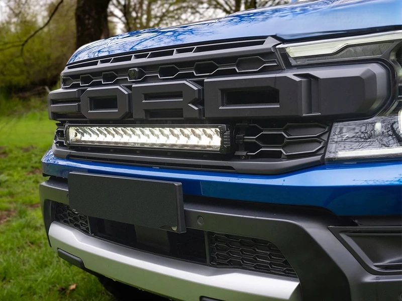 Lazer Lamps Hűtőmaszk LED lámpa szett - Triple-R 16 Elite - Ranger Raptor 2023- - Lámpa