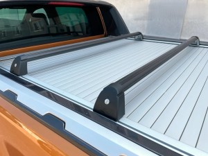 Csomagtartó keresztrúd Wildtrak gyári elektromos rolóhoz - fekete, 1 pár - Ford 2020-2022